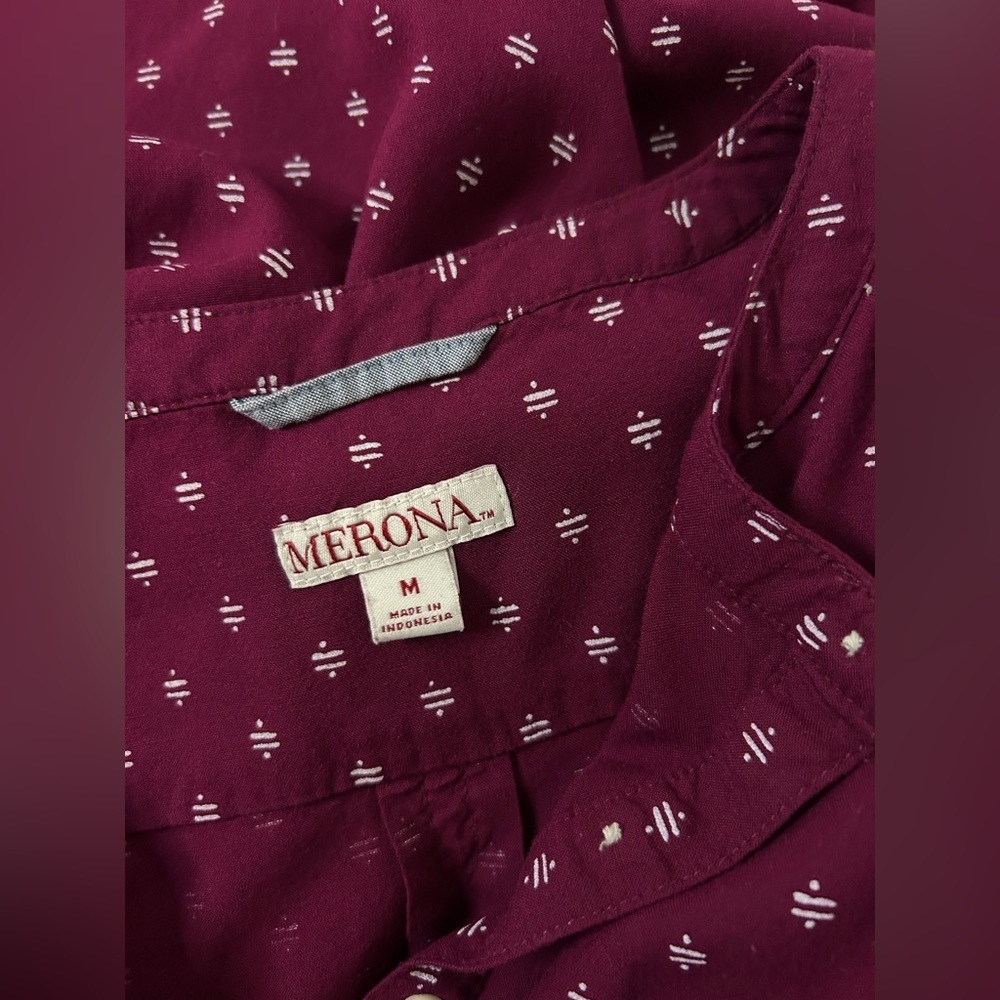 Merona Maroon Patterned Blouse Size Medium - Picture 5 of 6